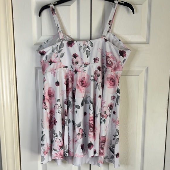 Gray and Pink Ruched Wrap Camisole - Picture 3 of 6